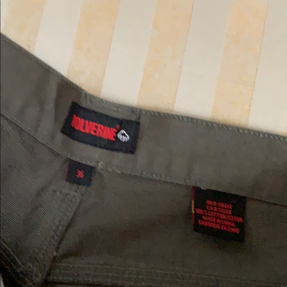 Men’s Wolverine Cargo Shorts. Excellent condition. - Picture 2 of 3